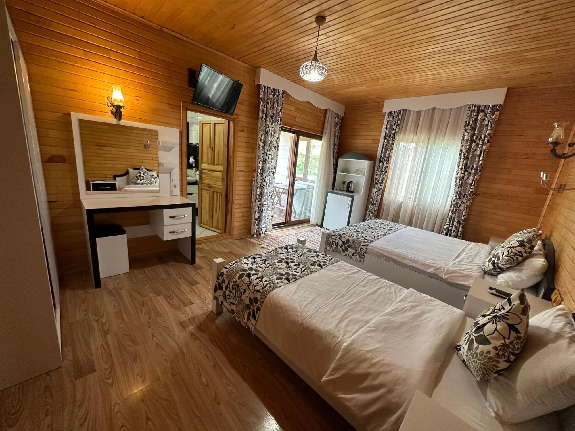 Palm Konak Hotel Çıralı エクステリア 写真